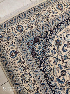 Tapis carré Nain tissé main n°11210_202×198