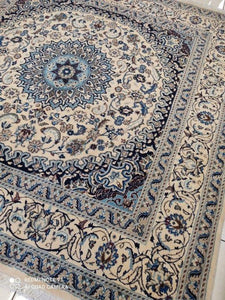 Tapis carré Nain tissé main n°11210_202×198