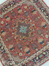 Charger l&#39;image dans la galerie, Tapis carré Bidjard fait main n°16402_155×145
