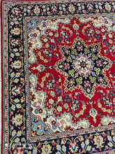 Charger l&#39;image dans la galerie, Tapis carré Ghom tissé main n°17337_142×140
