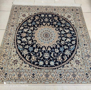 Tapis carré Nain tissé main n°17854_150×146