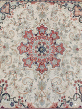 Charger l&#39;image dans la galerie, Tapis carré Yazd fait main n°13747_158×144
