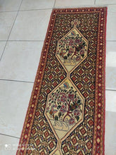 Charger l'image dans la galerie, Tapis Kurdistan noué main n°4355_268×58
