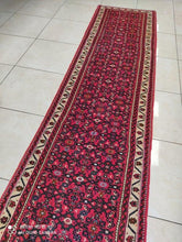 Charger l'image dans la galerie, Tapis Hosseinabad fait main n°16209_300×72
