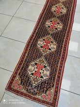 Charger l'image dans la galerie, Tapis Kurdistan fait main n°14064_284×60
