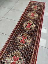 Charger l'image dans la galerie, Tapis Kurdistan fait main n°14064_284×60
