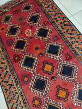 Charger l&#39;image dans la galerie, Tapis Ghachgai fait main n°5361_247×127
