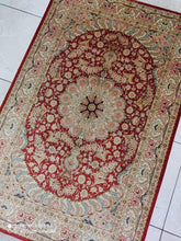 Charger l'image dans la galerie, Tapis Ghom soie noué main n°18216_148×97
