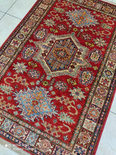Charger l&#39;image dans la galerie, Tapis Kazak tissé main n°52226_151×101
