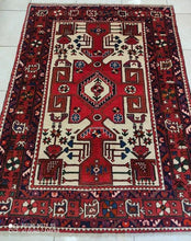 Charger l&#39;image dans la galerie, Tapis Nahavand fait main n°13159_190×142
