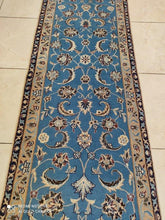 Charger l'image dans la galerie, Tapis Nain fait main n°4083_207×68
