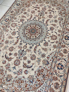 Tapis Nain Chichla fait main n°16419_252×162