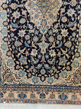 Charger l'image dans la galerie, Tapis Nain fait main n°19190_200×128
