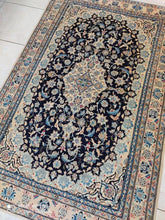Charger l'image dans la galerie, Tapis Nain fait main n°19190_200×128
