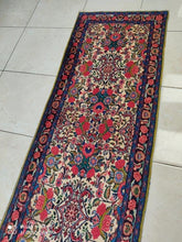 Charger l'image dans la galerie, Tapis Bidjard fait main n°16804_200×67
