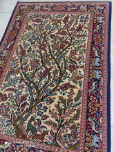 Charger l'image dans la galerie, Tapis Ghom Arbre de Vie fait main n°2223_203×138
