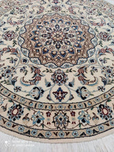 Charger l&#39;image dans la galerie, Tapis rond Nain noué main n°18942_112×112
