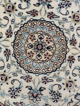 Charger l'image dans la galerie, Tapis rond Nain tissé main n°19303_85×85

