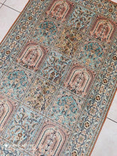 Charger l'image dans la galerie, Tapis Cachemire soie noué main n°67_155×97
