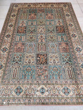 Charger l'image dans la galerie, TAPIS Cachemire soie noué main n°37_190×130
