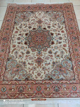 Charger l'image dans la galerie, Tapis Tabriz tissé main n°18520_200×158
