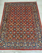Charger l'image dans la galerie, Tapis Varamine noué main n°16295_198×146
