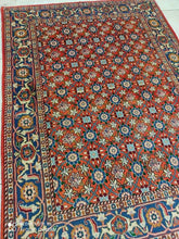 Charger l'image dans la galerie, Tapis Varamine noué main n°16295_198×146
