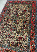 Charger l'image dans la galerie, Tapis Roudbar fait main n°16386_198×130
