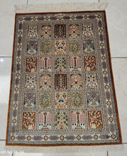 Charger l'image dans la galerie, Tapis Ghom soie noué main n°18591_77×55
