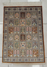 Charger l'image dans la galerie, Tapis Ghom soie noué main n°18591_77×55
