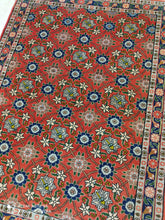 Charger l'image dans la galerie, Tapis Varamine noué main n°18938_148×110
